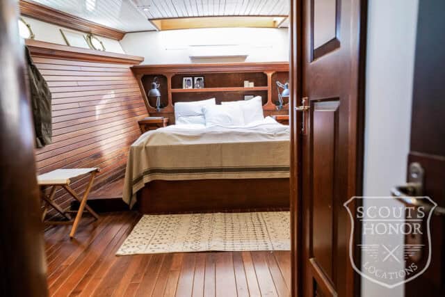 husbåd historisk yacht træbeklædning soldæk location denmark scoutshonor 13