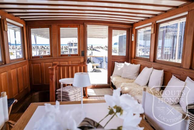 husbåd historisk yacht træbeklædning soldæk location denmark scoutshonor 31
