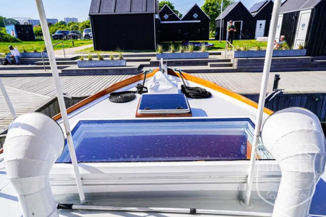 husbåd historisk yacht træbeklædning soldæk location denmark scoutshonor 39