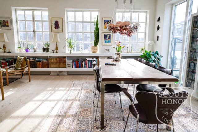 lejlighed islands brygge lyserødt køkken dansk design store vinduer location denmark scoutshonor 44