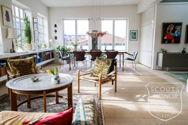 lejlighed islands brygge lyserødt køkken dansk design store vinduer location denmark scoutshonor 46