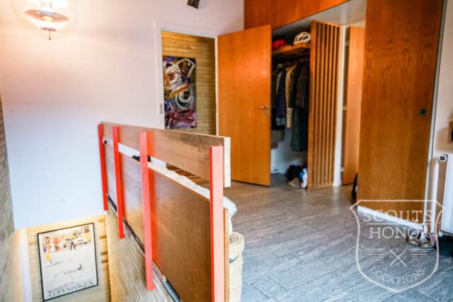 arkitekttegnet gule mursten retro originale detaljer location denmark scoutshonor 87