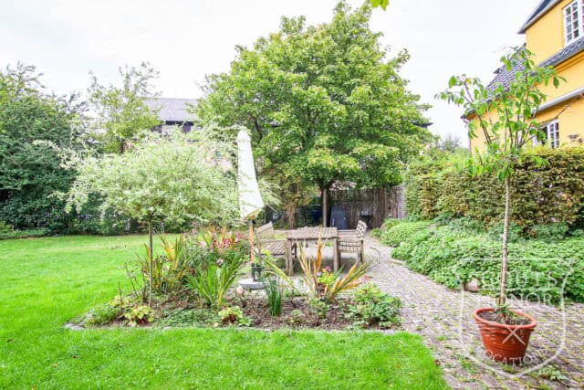 frederiksberg villa herskabelig stuk have location denmark scoutshonor 11