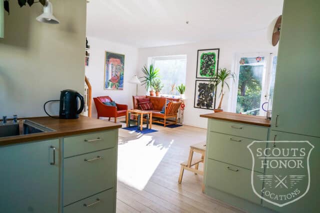 vanløse rækkehus retro grønt køkken location denmark scoutshonor 58
