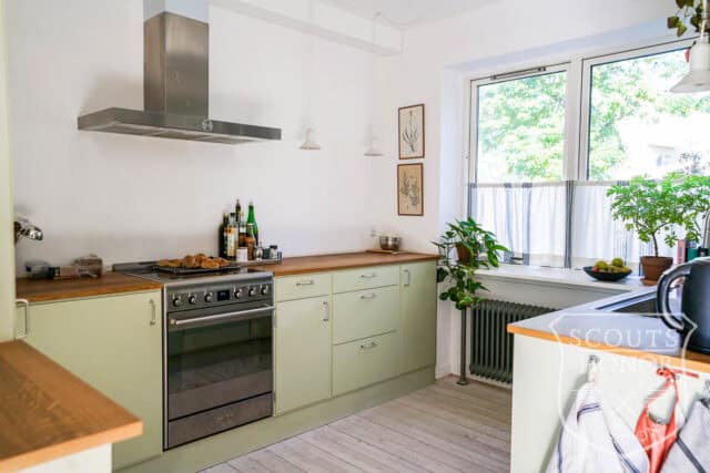 vanløse rækkehus retro grønt køkken location denmark scoutshonor 61