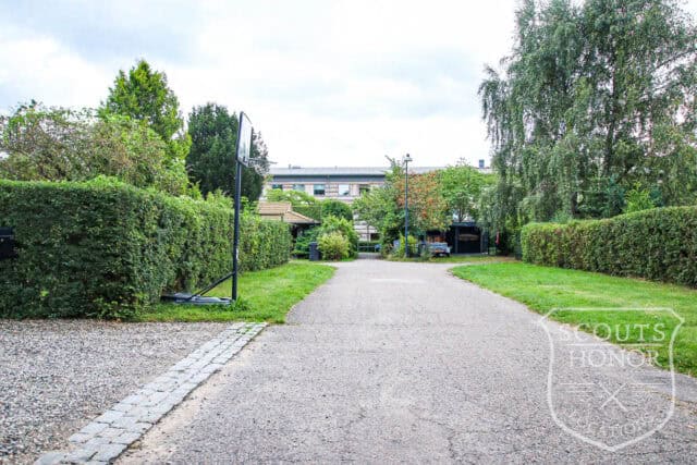 arkitekttegnet 50'erne udendørs lounge udekøkken location denmark scoutshonor 06