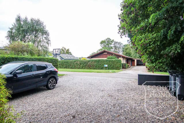 arkitekttegnet 50'erne udendørs lounge udekøkken location denmark scoutshonor 07