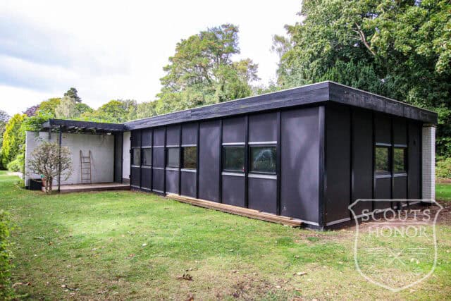 arkitekttegnet 50'erne udendørs lounge udekøkken location denmark scoutshonor 21