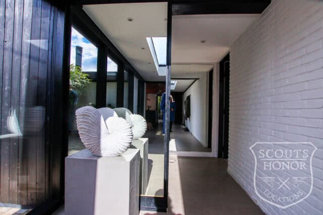 arkitekttegnet 50'erne udendørs lounge udekøkken location denmark scoutshonor 44