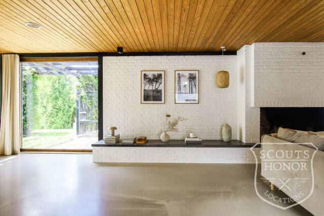 arkitekttegnet 50'erne udendørs lounge udekøkken location denmark scoutshonor 56