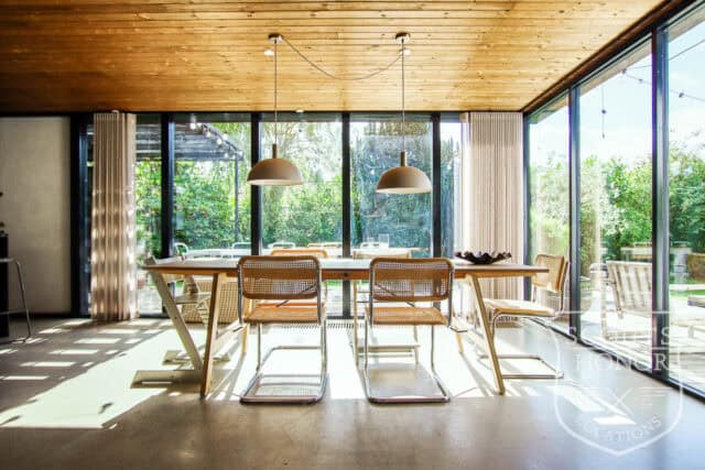 arkitekttegnet 50'erne udendørs lounge udekøkken location denmark scoutshonor 64