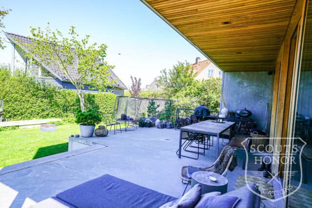 arkitekttegnet villa beton moderne arkitektur interiør location denmark scoutshonor 015