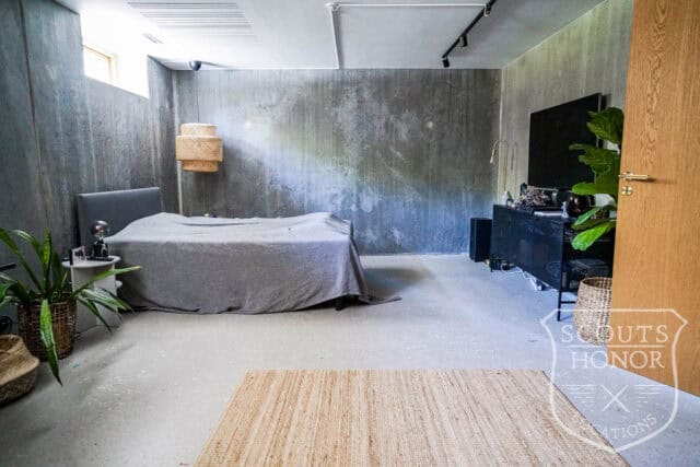 arkitekttegnet villa beton moderne arkitektur interiør location denmark scoutshonor 039