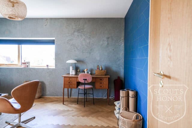 arkitekttegnet villa beton moderne arkitektur interiør location denmark scoutshonor 076