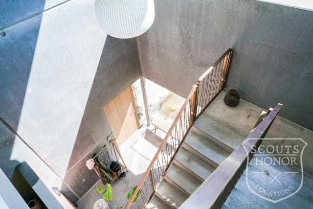 arkitekttegnet villa beton moderne arkitektur interiør location denmark scoutshonor 079