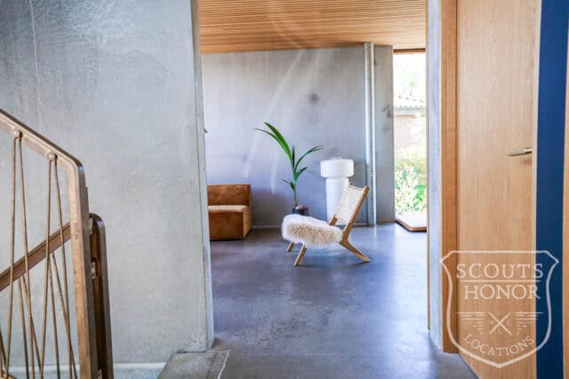 arkitekttegnet villa beton moderne arkitektur interiør location denmark scoutshonor 099