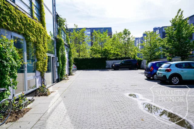 stuelejlighed tidligere fabrik new yorker store vinduer location denmark scoutshonor 01