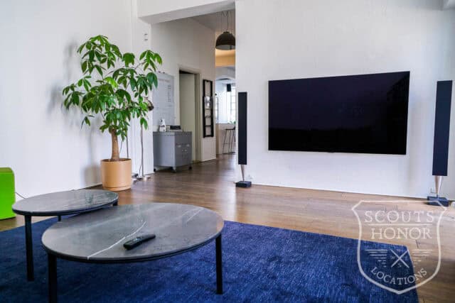 stuelejlighed tidligere fabrik new yorker store vinduer location denmark scoutshonor 14