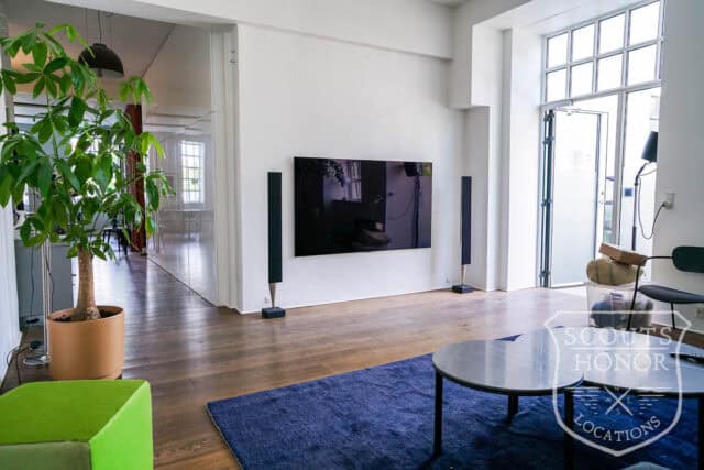 stuelejlighed tidligere fabrik new yorker store vinduer location denmark scoutshonor 15