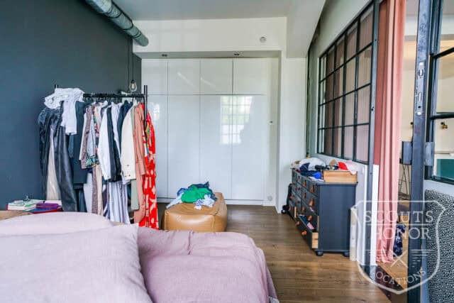 stuelejlighed tidligere fabrik new yorker store vinduer location denmark scoutshonor 39