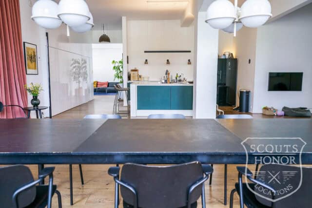 stuelejlighed tidligere fabrik new yorker store vinduer location denmark scoutshonor 53