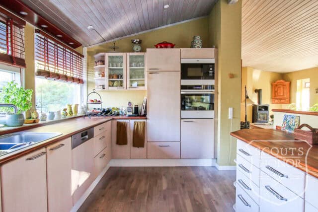 parcelhus arkitekttegnet retro orangeri location denmark scoutshonor 57