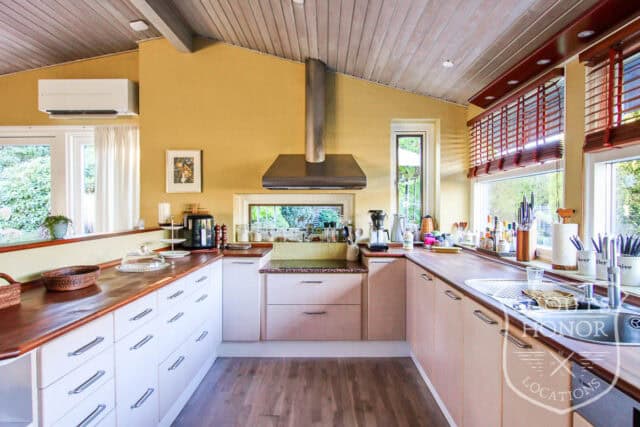 parcelhus arkitekttegnet retro orangeri location denmark scoutshonor 58