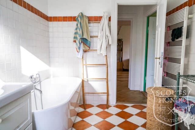 villa wooden kitchen original details garden location denmark scoutshonor 53