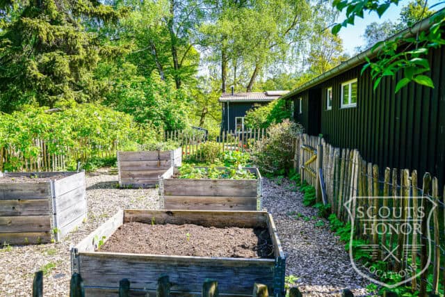 sommerhus landsted privat sø idyl hønsehus location denmark scoutshonor 014