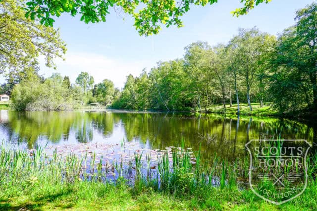 sommerhus landsted privat sø idyl hønsehus location denmark scoutshonor 034