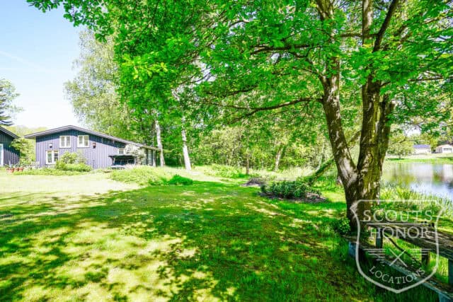 sommerhus landsted privat sø idyl hønsehus location denmark scoutshonor 036