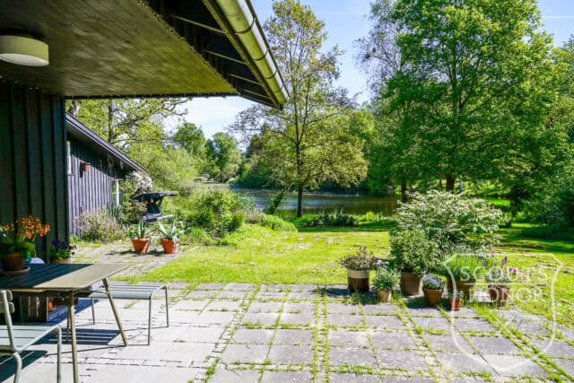 sommerhus landsted privat sø idyl hønsehus location denmark scoutshonor 041