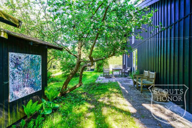 sommerhus landsted privat sø idyl hønsehus location denmark scoutshonor 045