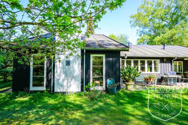 sommerhus landsted privat sø idyl hønsehus location denmark scoutshonor 050