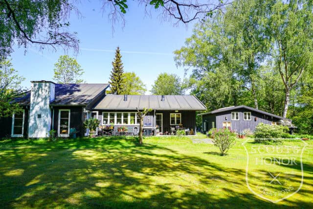 sommerhus landsted privat sø idyl hønsehus location denmark scoutshonor 056