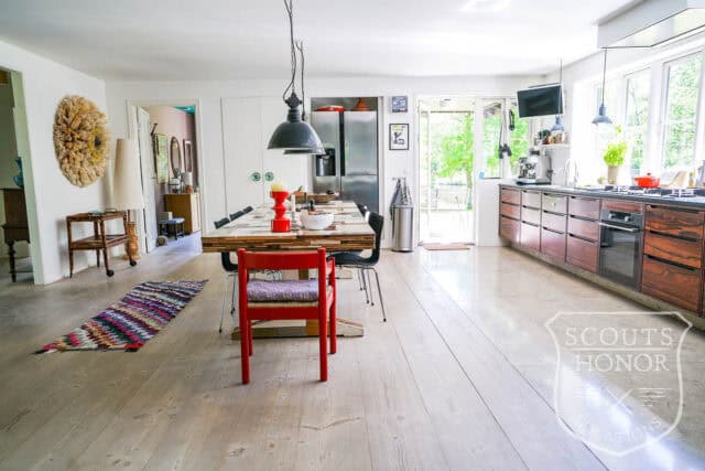 sommerhus landsted privat sø idyl hønsehus location denmark scoutshonor 096