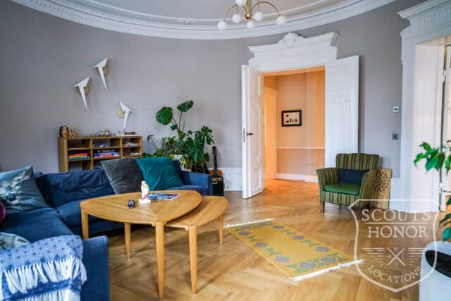 villa apartment classic ground floor wooden kitchen location denmark scoutshonor 27