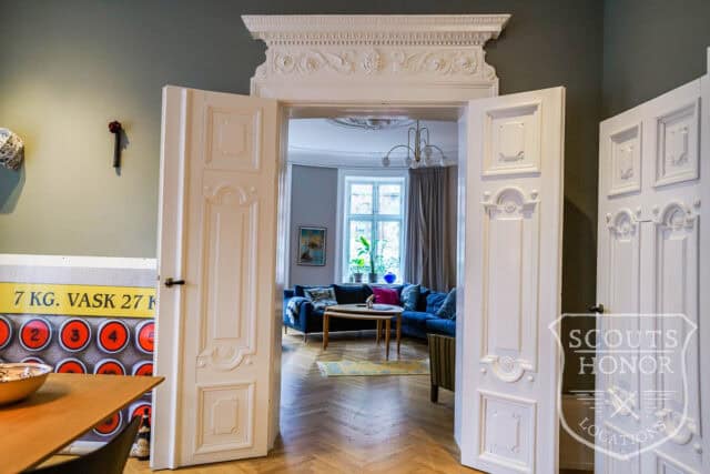 villa apartment classic ground floor wooden kitchen location denmark scoutshonor 30
