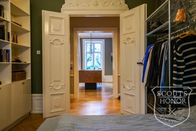 villa apartment classic ground floor wooden kitchen location denmark scoutshonor 41