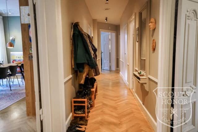 villa apartment classic ground floor wooden kitchen location denmark scoutshonor 46
