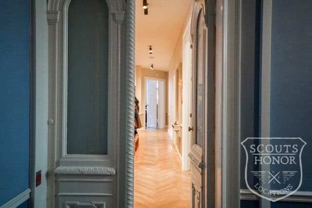 villa apartment classic ground floor wooden kitchen location denmark scoutshonor 47