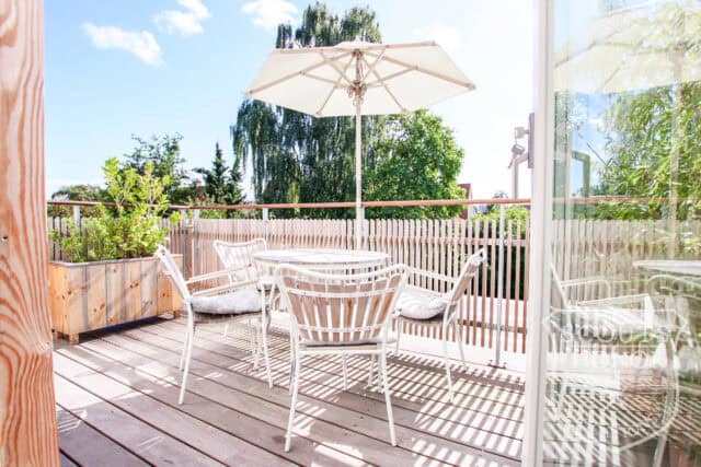 villa bindingsværk snedkerkøkken trappe i træ location denmark scoutshonor 28