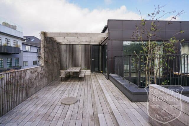 ekslusivt rækkehus moderne arkitektur location copenhagen tagterrasse27 04 2025 at 22.43.51 68