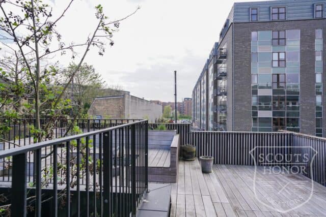 ekslusivt rækkehus moderne arkitektur location copenhagen tagterrasse27 04 2025 at 22.43.51 72