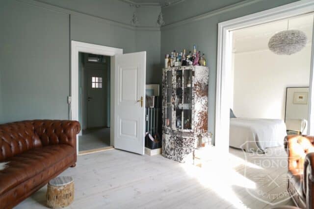 herskabslejlighed interior design apartment location denmark copenhagen19 04 2025 at 08.54.38 17