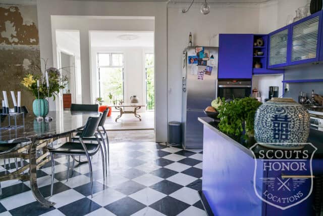 apartment boheme blue kitchen park view Østerbro location denmark scoutshonor 33