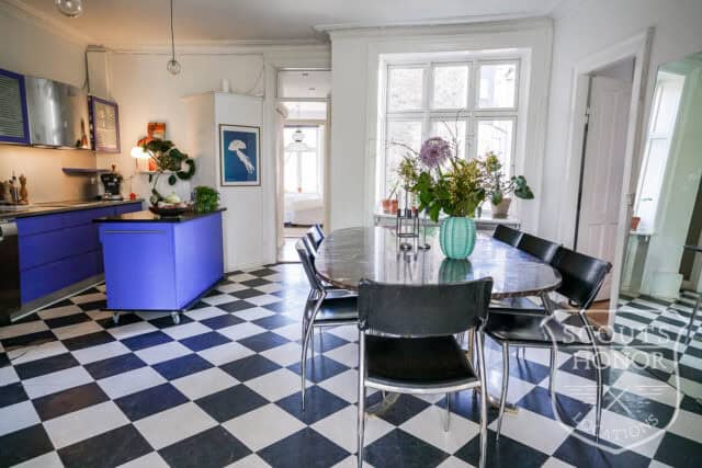apartment boheme blue kitchen park view Østerbro location denmark scoutshonor 39