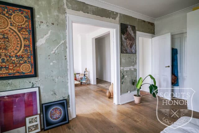 apartment boheme blue kitchen park view Østerbro location denmark scoutshonor 40