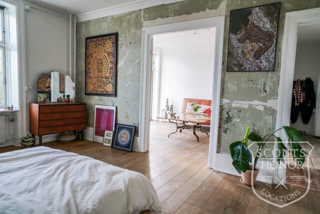 apartment boheme blue kitchen park view Østerbro location denmark scoutshonor 45