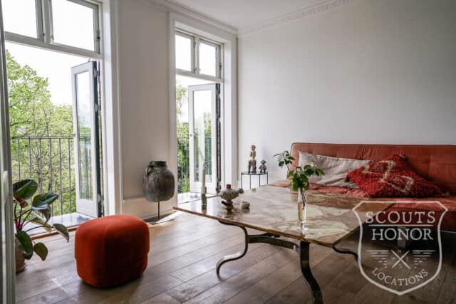 apartment boheme blue kitchen park view Østerbro location denmark scoutshonor 53